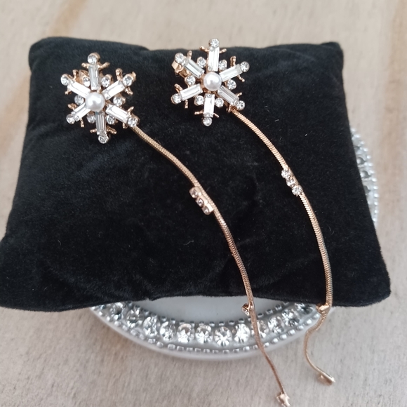 Gold Rhinestone & Pearl Snowflake Dangle Stud Earrings - Picture 3 of 10